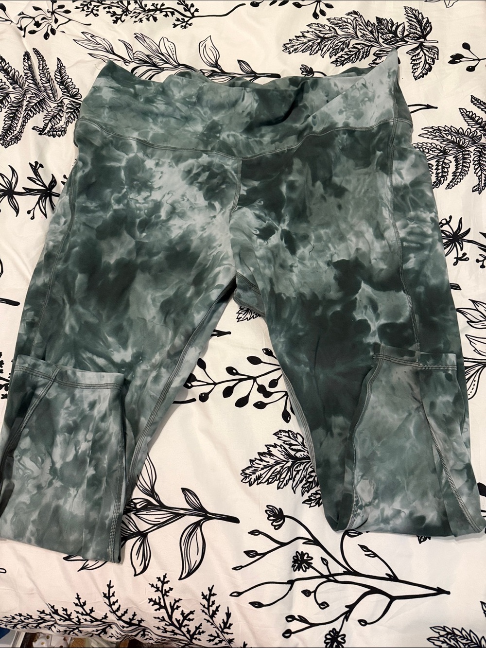 lululemon green-gray tie-dye high-waist leggings
